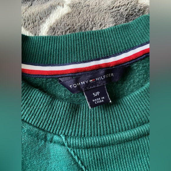 Tommy Hilfiger Oversized Sweater - Picture 2 of 5